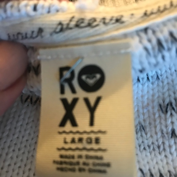 Hooded V Neck Roxy Sweater - Picture 4 of 4